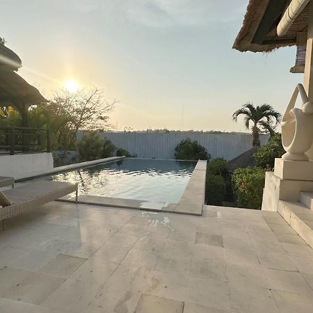 Villa Michiko Uluwatu Exterior foto